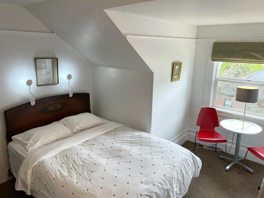 Portland International Guesthouse Экстерьер фото