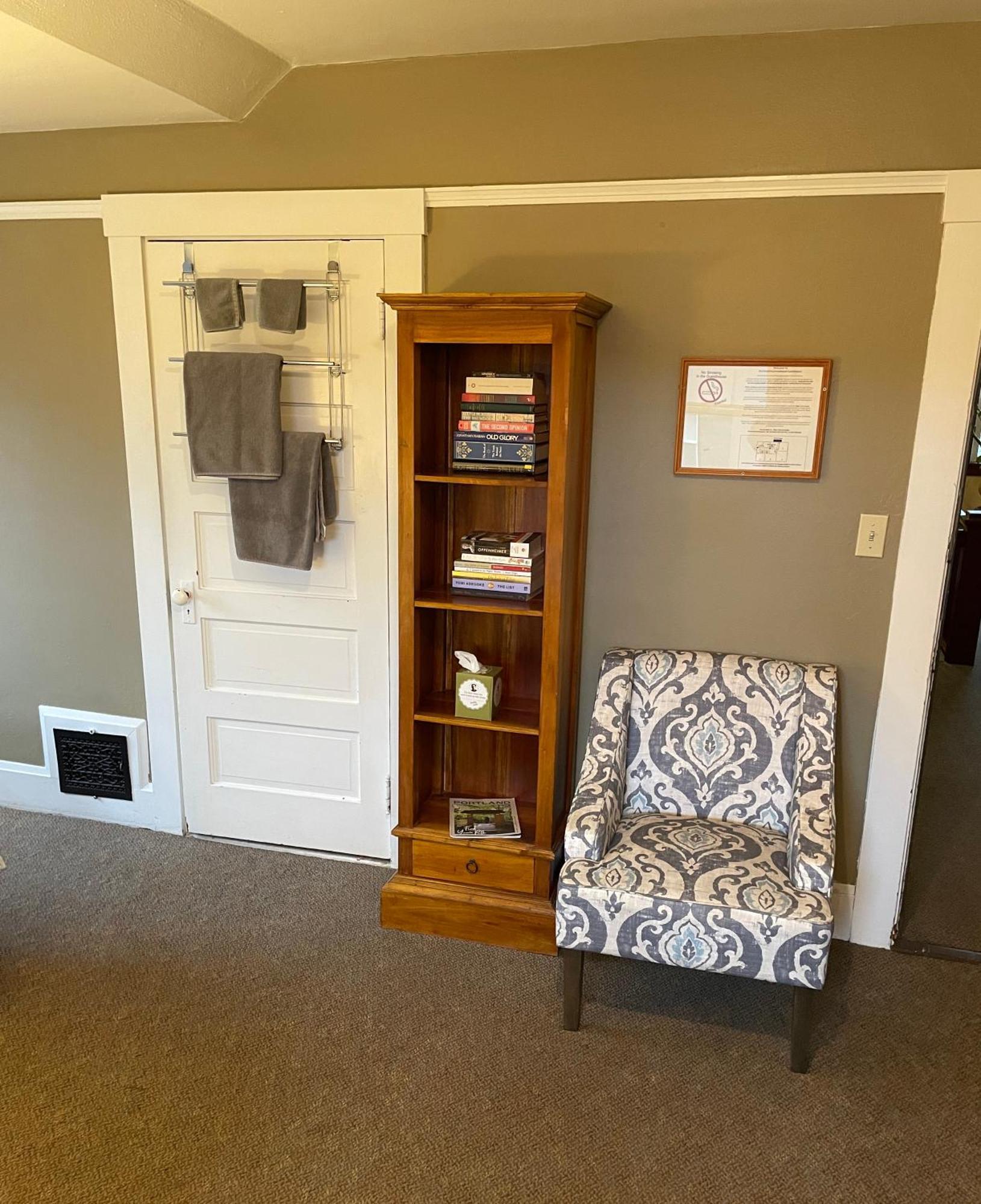 Portland International Guesthouse Экстерьер фото