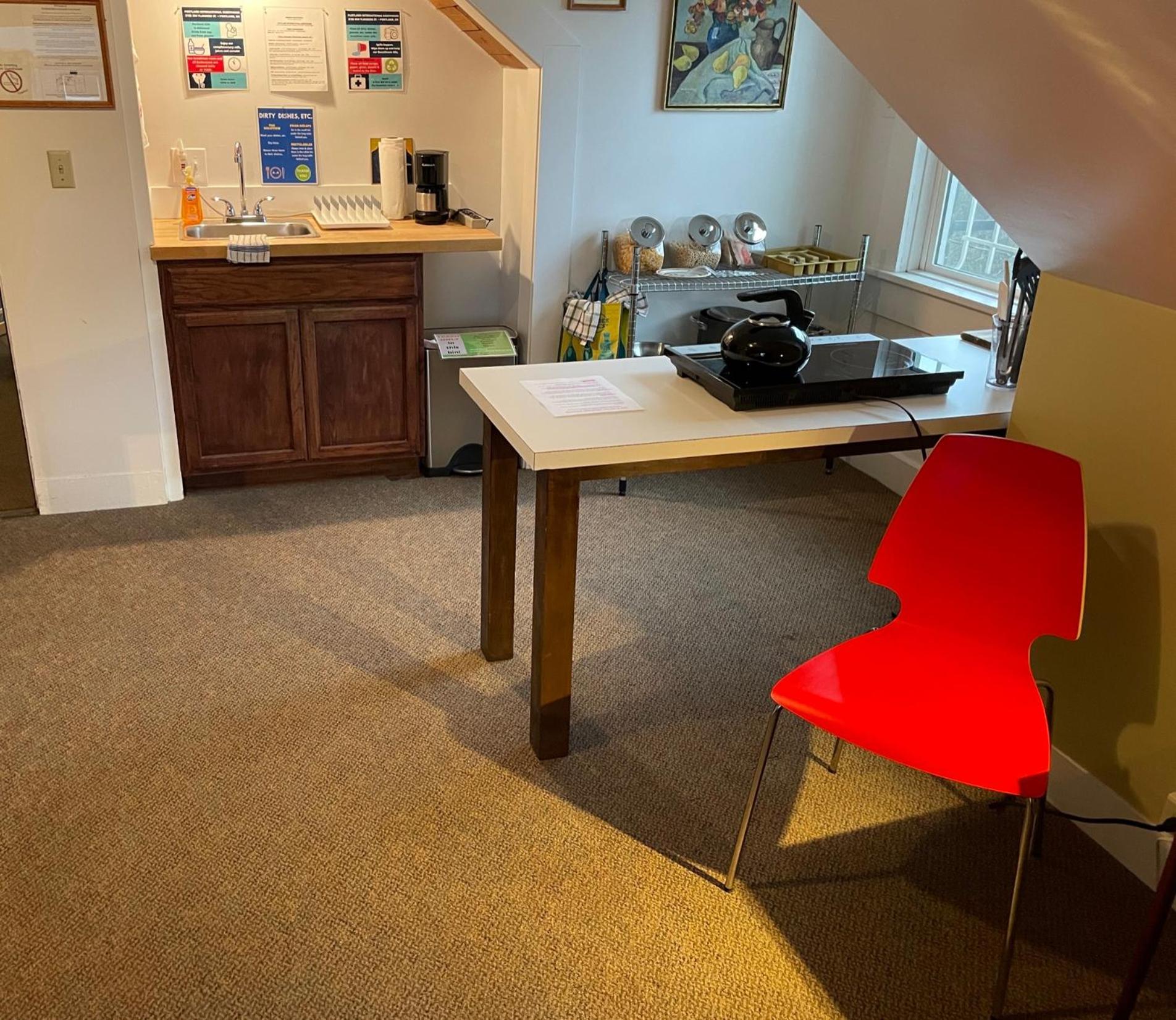 Portland International Guesthouse Экстерьер фото