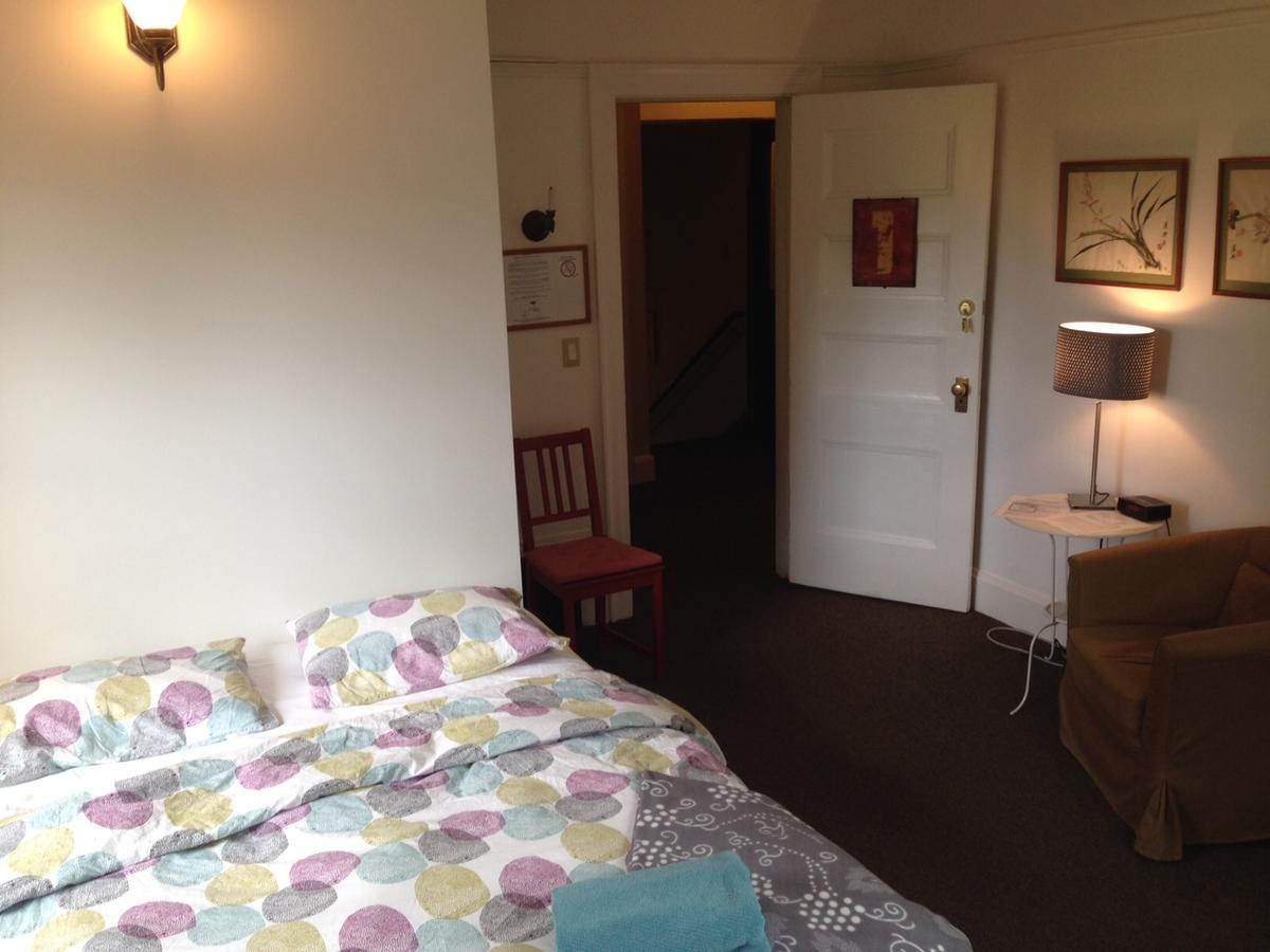 Portland International Guesthouse Экстерьер фото
