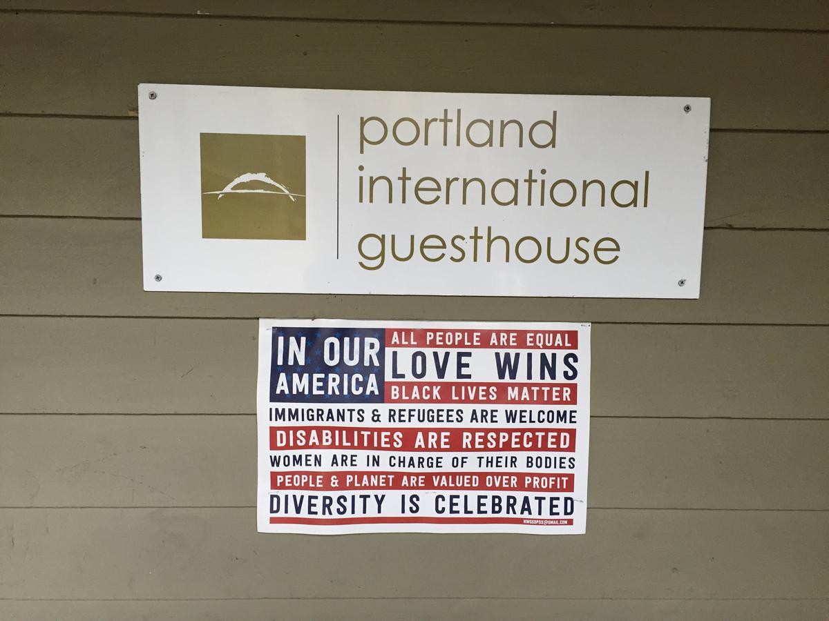 Portland International Guesthouse Экстерьер фото